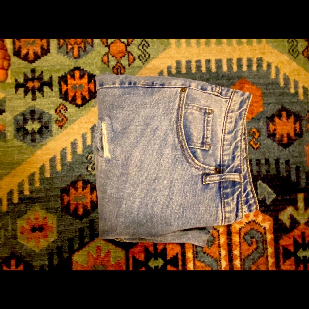 WILD FABLE High Rise Mom Jean